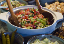 Israeli Salad: A Bowl of Health, Happiness, And of Course the Leafy Greens | Healthy Salad Recipe